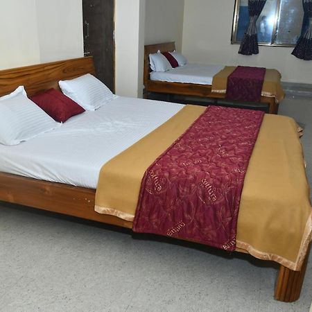 Hotel Jay Malhar And Lodging Igatpuri Buitenkant foto